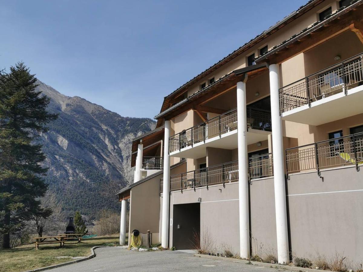 Studio 4 Personnes Avec Piscine Et Sauna - Residence Chateau Des Magnans - Jausiers - Fr-1-165B-45 Exterior photo